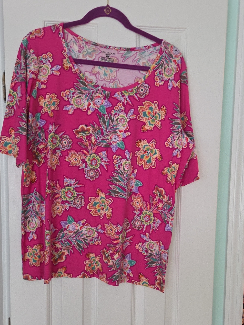 Jones New York Bright Pink Floral Scoop Neck Short Sleeve Top